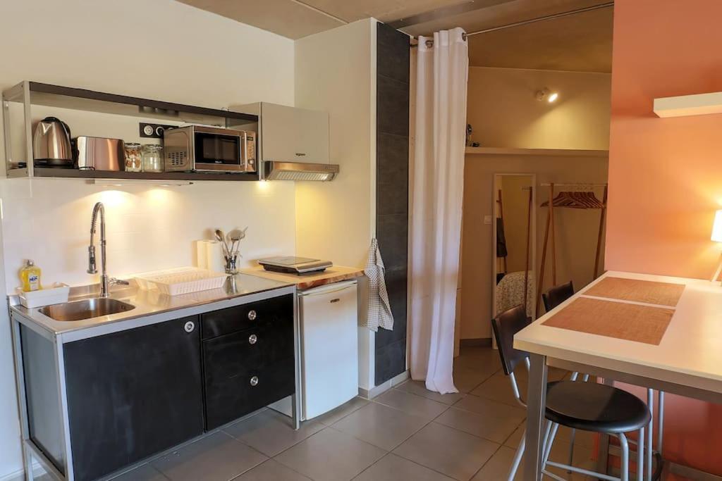 Le Saint Roch 1 - Ac Clim - Wifi - 50M Centre Ville Avignon Ngoại thất bức ảnh